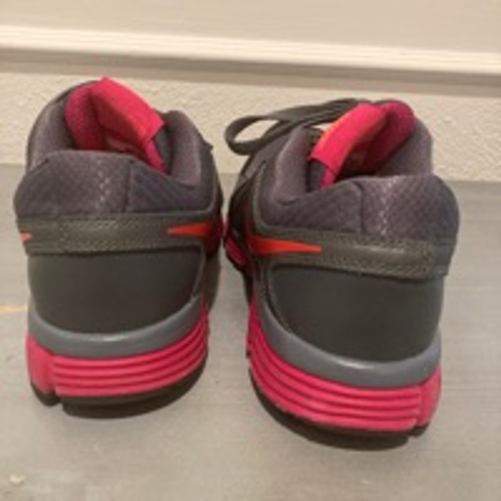 Nike Dual Fusion ST2 Size 8 - Picture 6 of 9